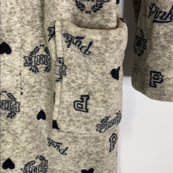 PINK Victoria’s Secret Gray Teddy Robe Size XS/S - Picture 4 of 7
